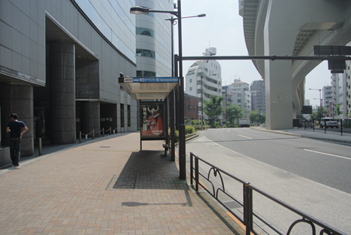 東京オペラシティ南停留所